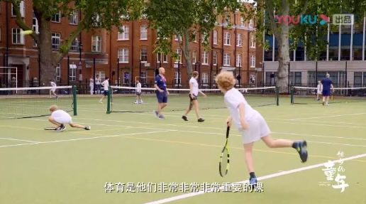 橄榄球1v1规则_橄榄球单手接球_橄榄球单挑篮球规则是什么